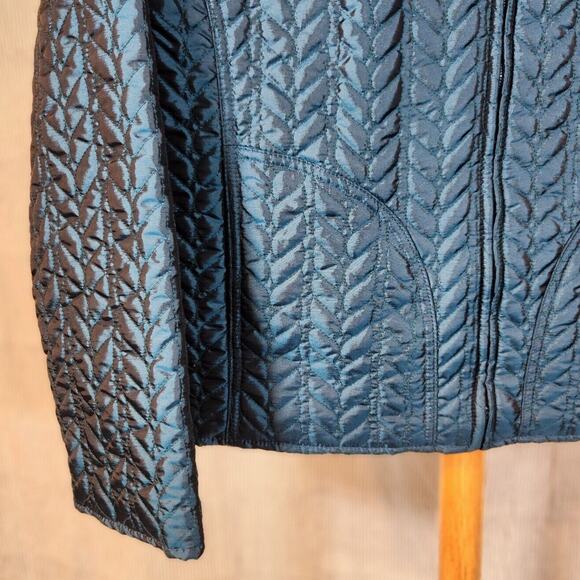 Chicos $149 Medium Metallic Aqua Blue Quilted Lightweight Zip Jacket - Picture 2 of 8